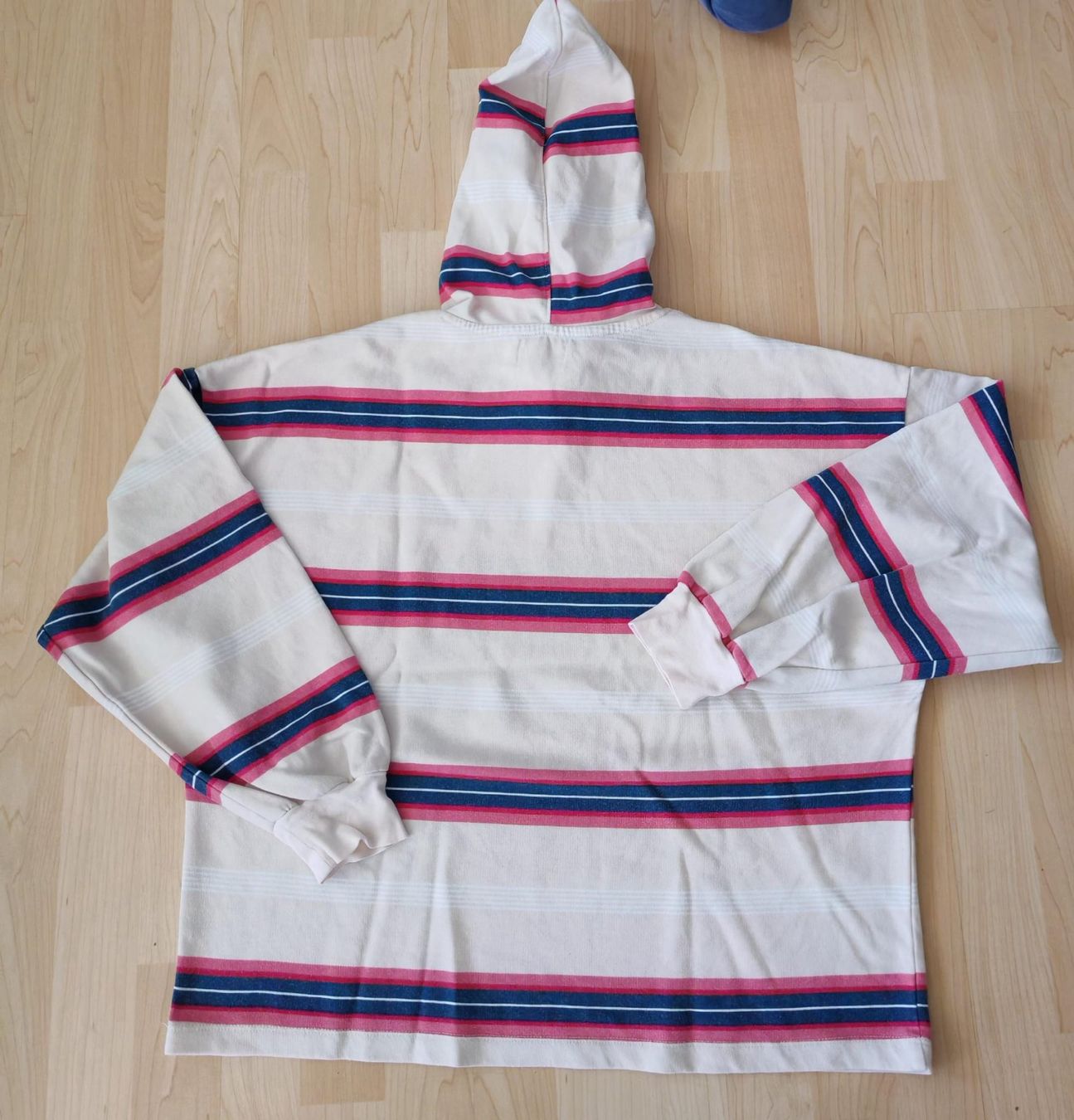Brandy Melville Pulls & Sweat-shirts: 2 Damen Pullis, Gr. M, Marke: BRANDY MELVILLE+PULL & BEAR – D'occasion à Sachseln par jocaso 2