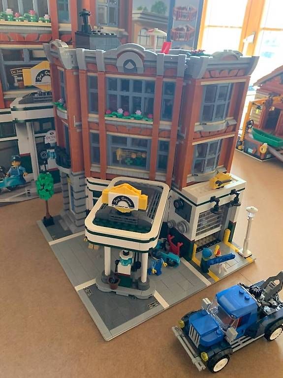 Baukästen: Lego creator 10264 – Gebraucht aus Courroux von SYSTEMED1977 1