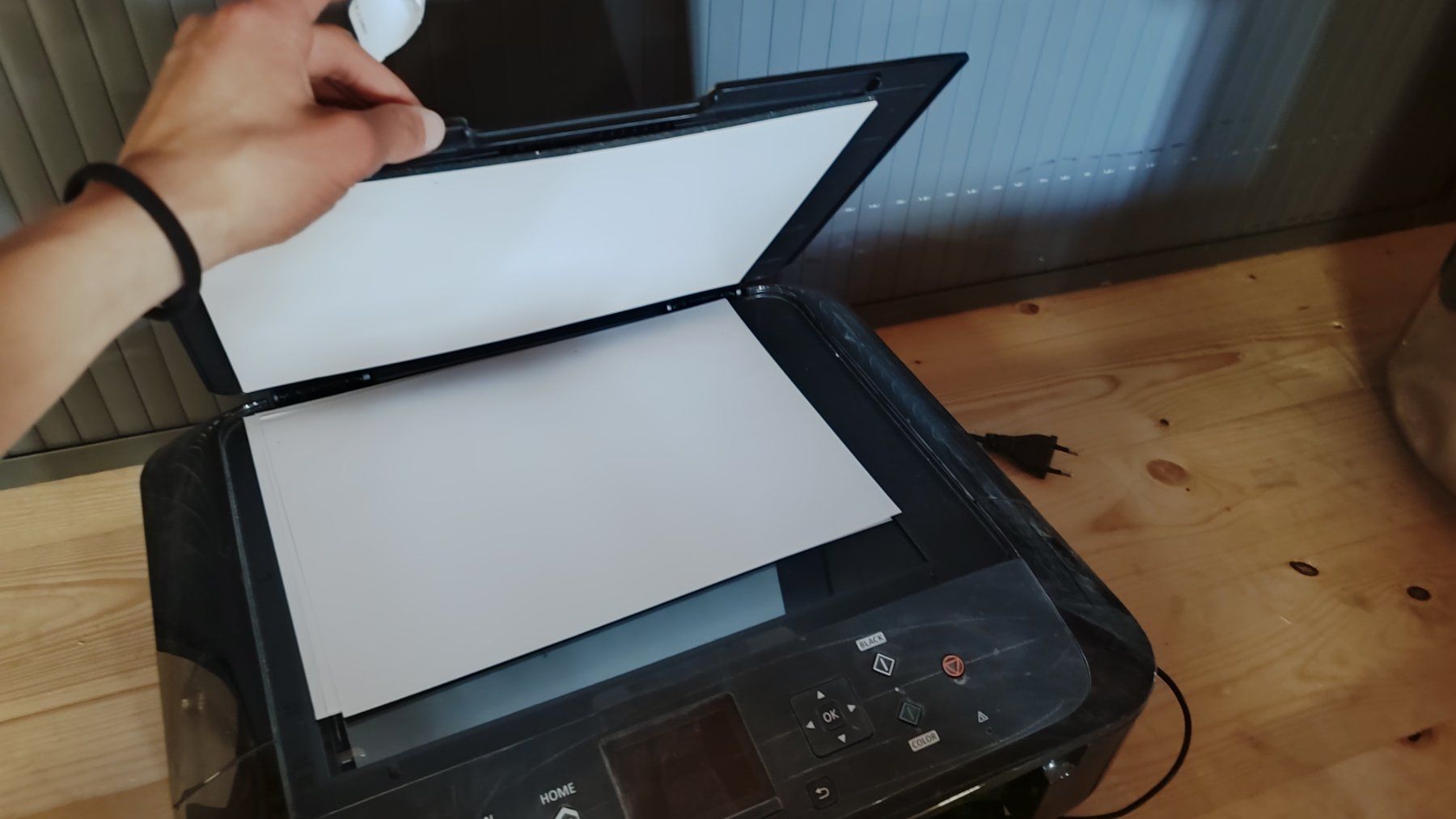 Canon Stampanti: Canon Drucker, schwarz, guter Zustand – Usato da Brüttisellen venduto da nic_xm7s 4