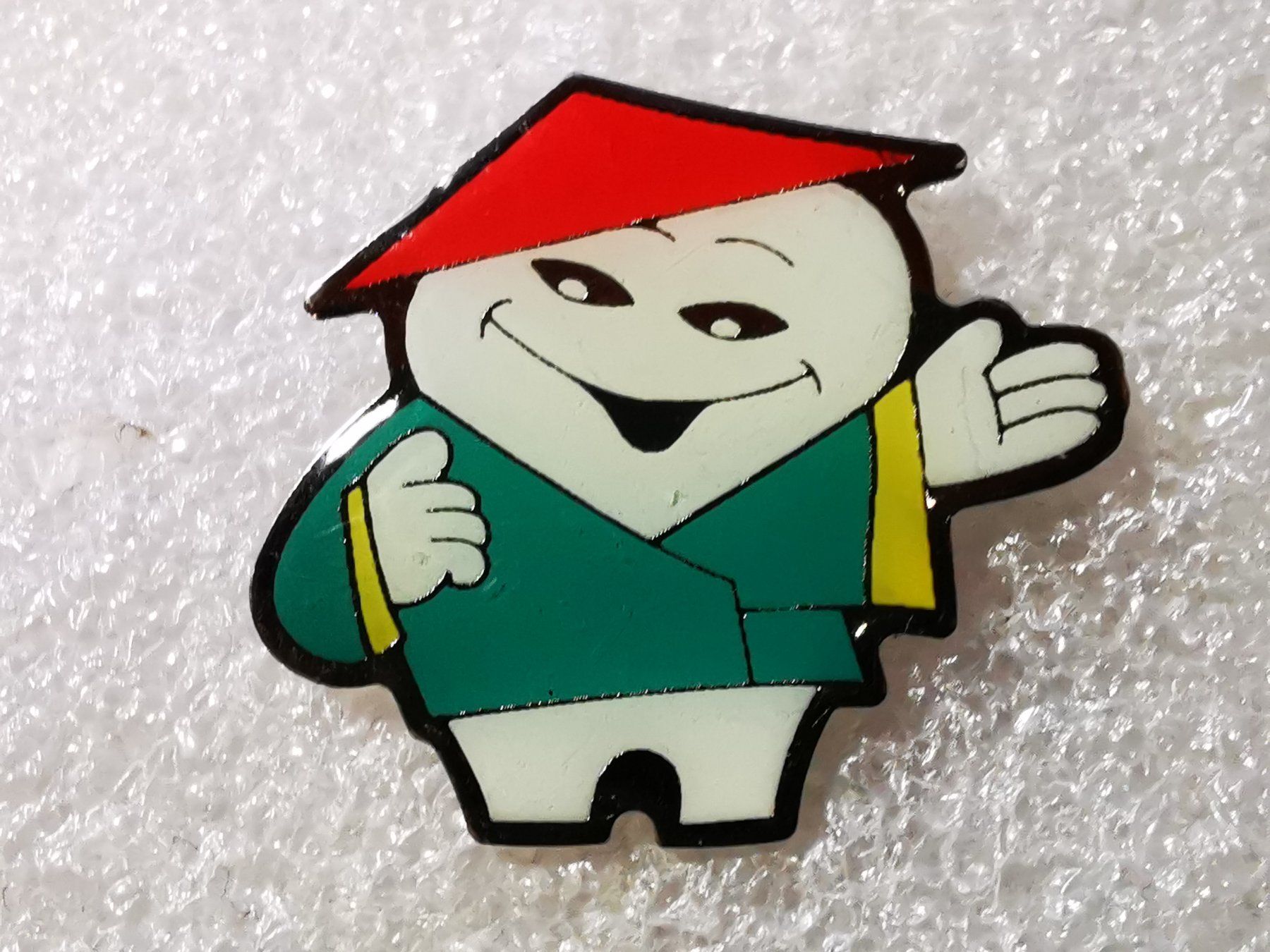 Placchette & Badge: Ansteckpin 24: Maga Bio – Usato da Oppligen venduto da Pin-Fall-Shop