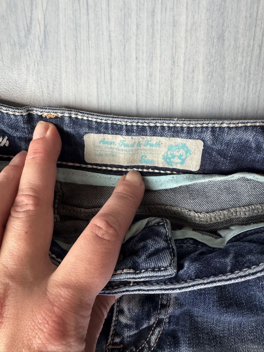 Jeans: Damen Jeans Grösse 38 – Usato da Wallisellen venduto da car_w72g 1