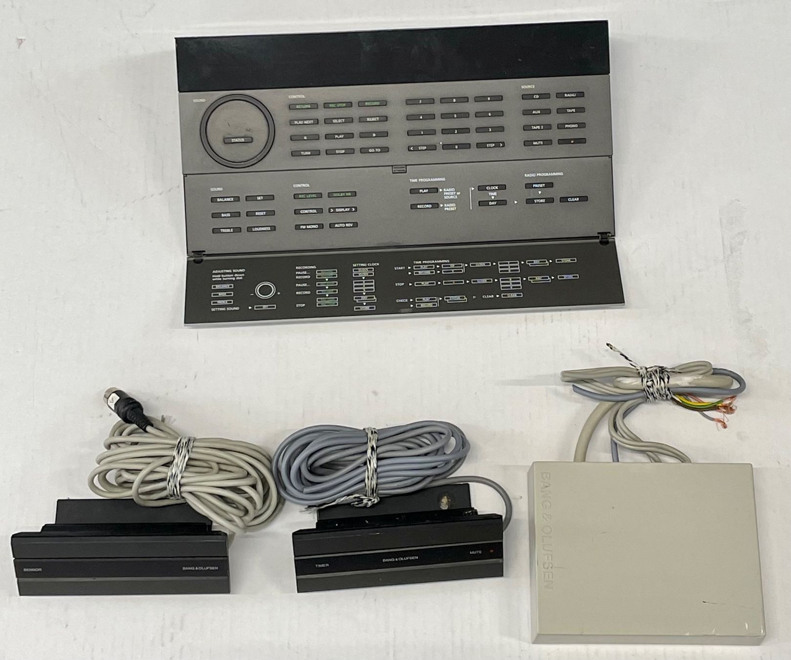 Bang & Olufsen Multimediaplayer & Streamer: Bang & Olufsen Master Control Panel 5500 Mit 3 Objekte – Gebraucht aus Root von
