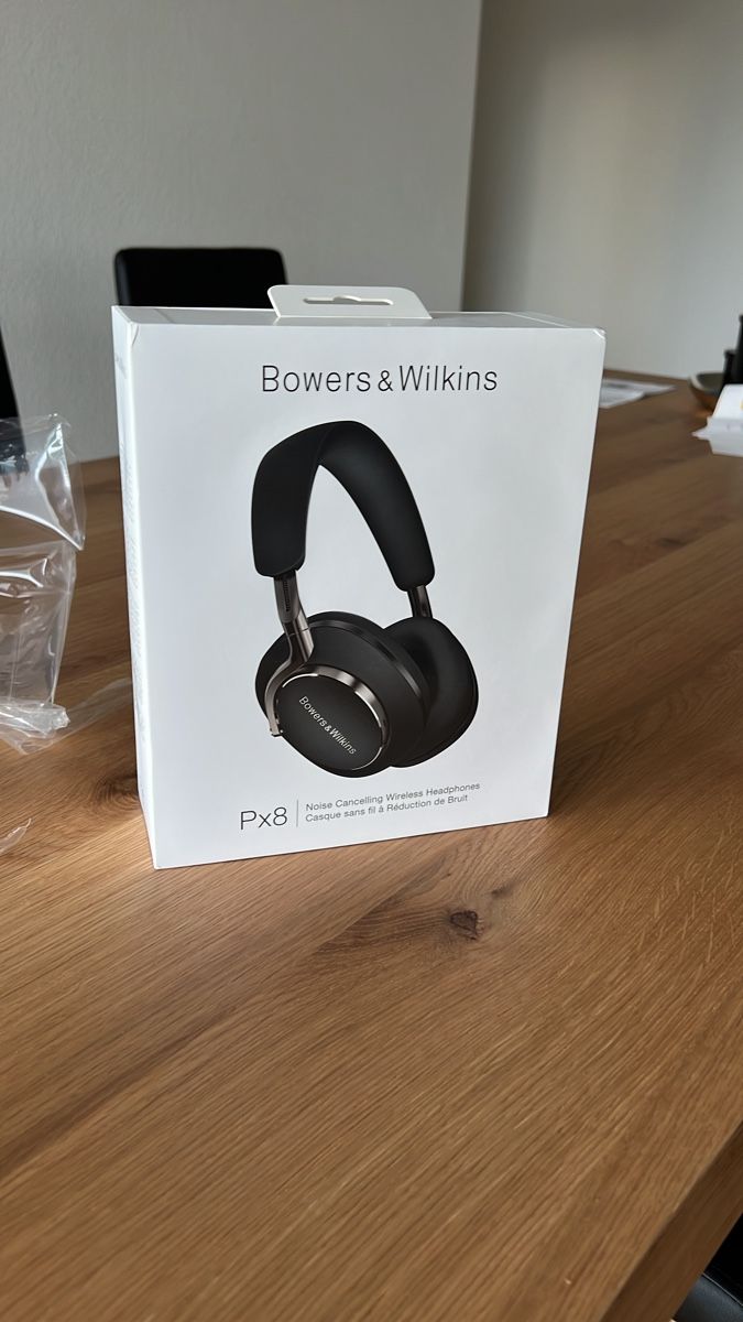 Bowers & Wilkins Kopfhörer: Bowers & Wilkins Px8 – Gebraucht aus Remetschwil von LuisN16