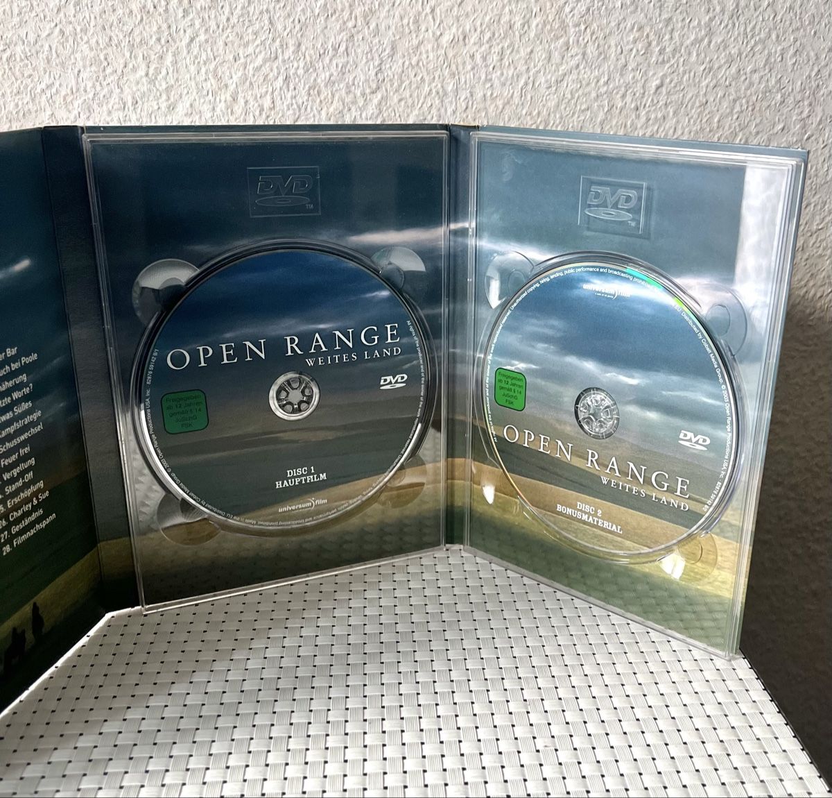 Tutti i DVDs: Open Range - Weites Land (Kevin Costner) – Usato da Flawil venduto da NiceT 2