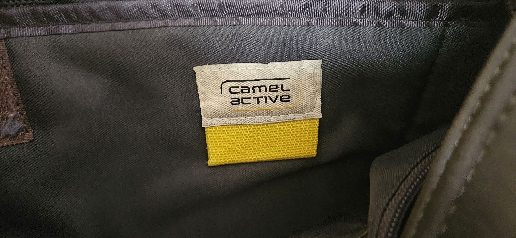 Borse: Camel Active Umhängetasche in Leder – Usato da Wil SG venduto da pilavid 1