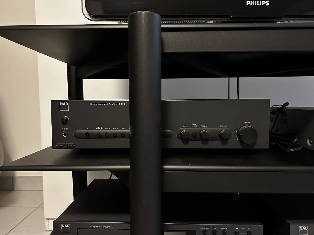 Mobili TV: Stereo & TV rack – Usato da Bogis-Bossey venduto da jhenckaerts 1