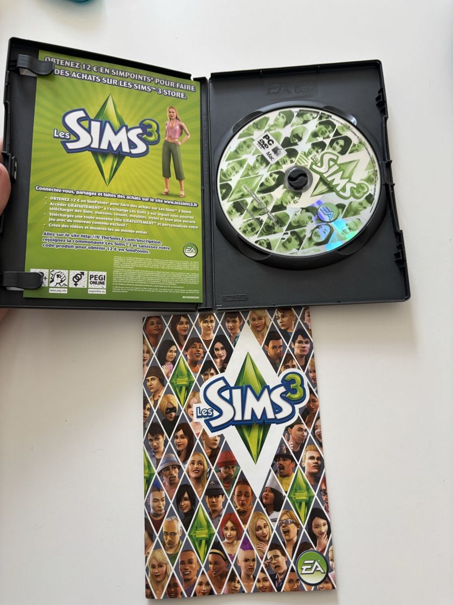Jeux: Jeu PC Les Sims 3 complet bon état – D'occasion à La Chaux-de-Fonds par DANIELA19961996 1