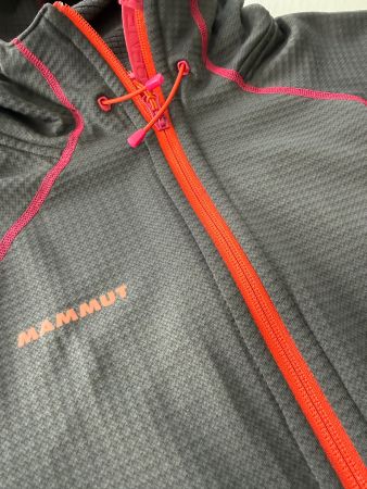 Mammut 🦣 Jacke, ideal für Herbst / Frühling