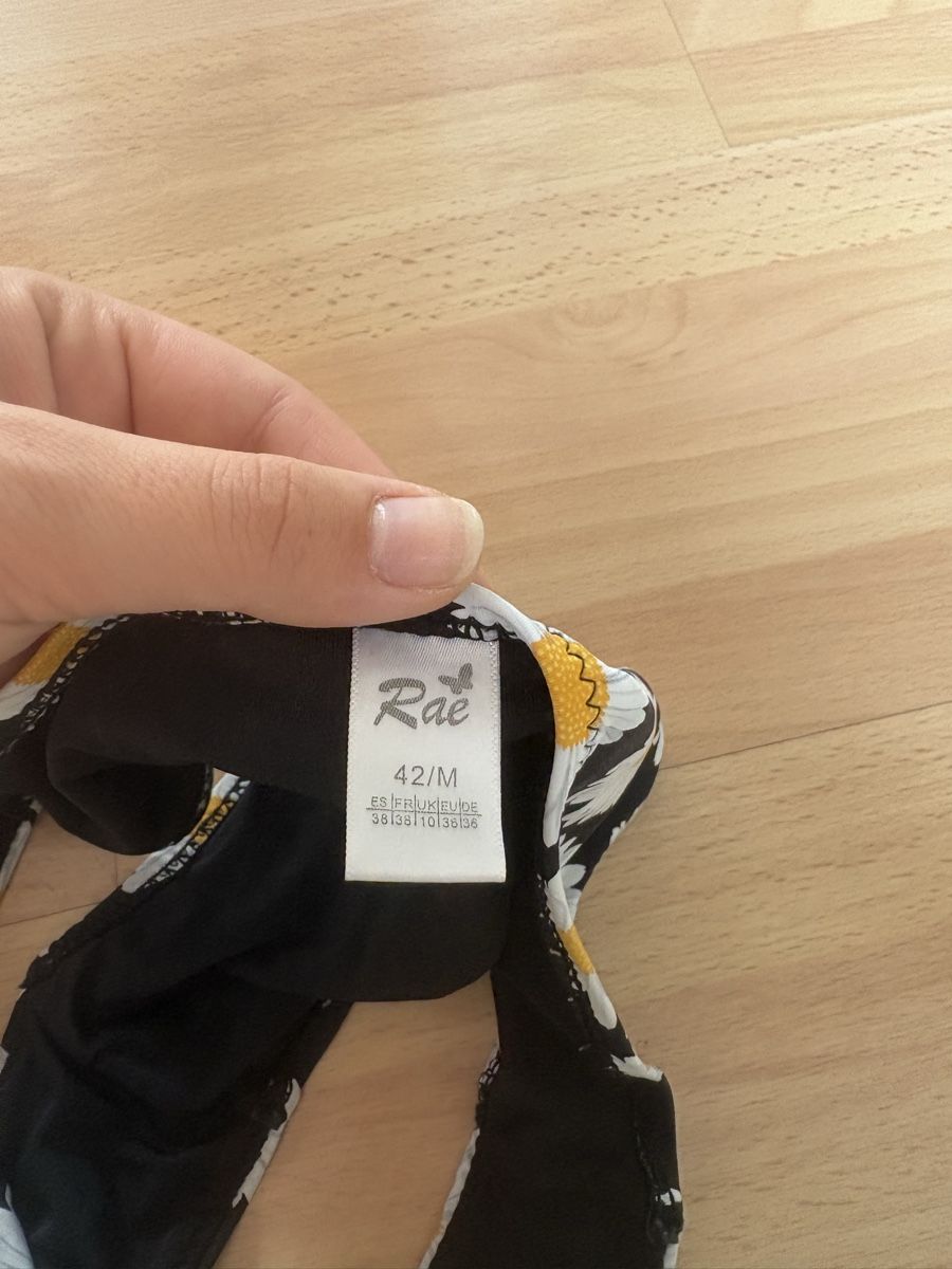 Costumi da bagno & Bikini: Bas de maillot de bain à fleurs – Usato da Posieux venduto da lia_f69b 2