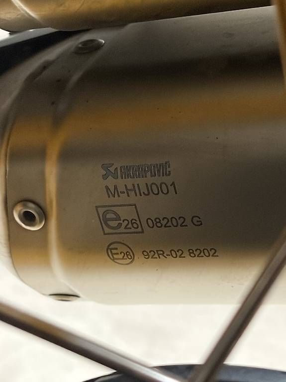 Sistemi di scarico: BMW Doppelschalldämpfer-Set (Akrapovic) – Usato da Breitenbach venduto da snowrider86 4