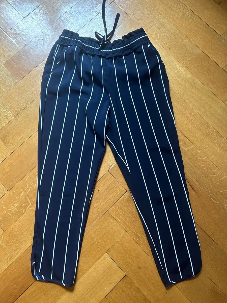 Zara Pantaloni: Pantalon ZARA taille S – Usato da Lausanne venduto da dre_th8k 2