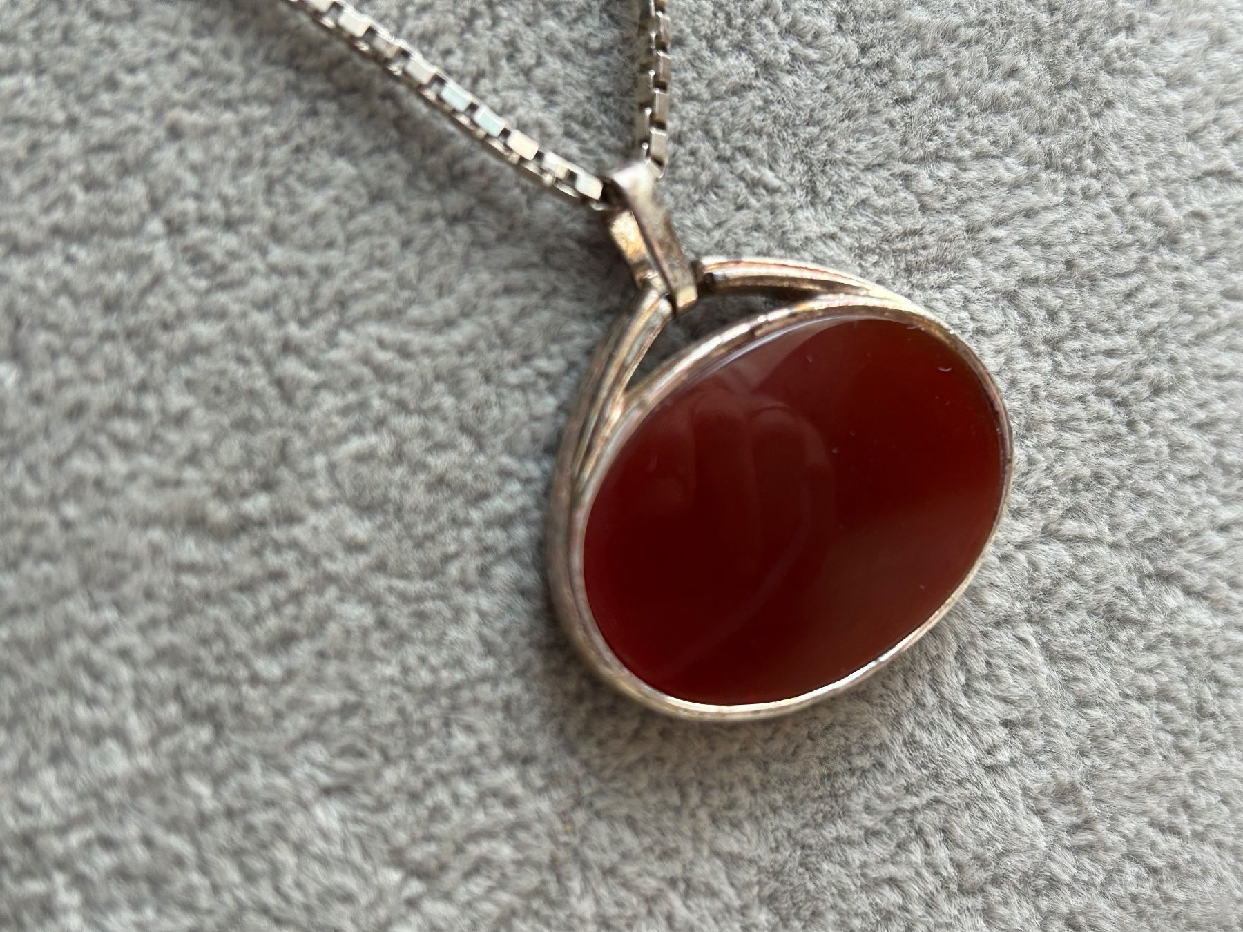 Ciondoli: Silberkette mit Karneol Anhänger, Vintage – Usato da Laufen venduto da Bellebellezza