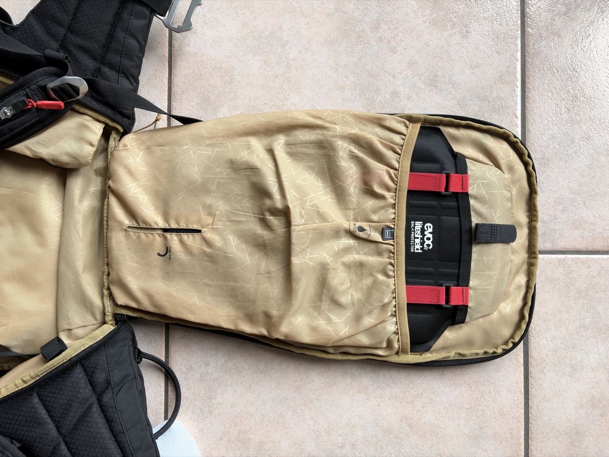Evoc Zaini: Ski rucksack Evoc RAS 32 – Usato da Losone venduto da isa_wgr2 4