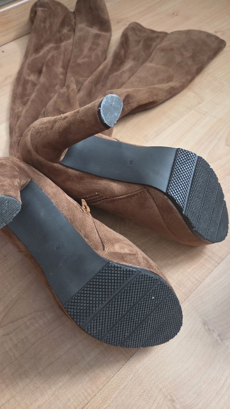 Scarpe da donna: Overknee Stiefel Gr. 39 – Nuovo (secondo la descrizione) da Schüpfheim venduto da nat_vf5b 1