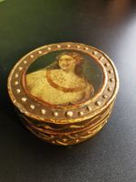 Antike Spanschachtel mit Frauenportrait, ORMOLU-Look