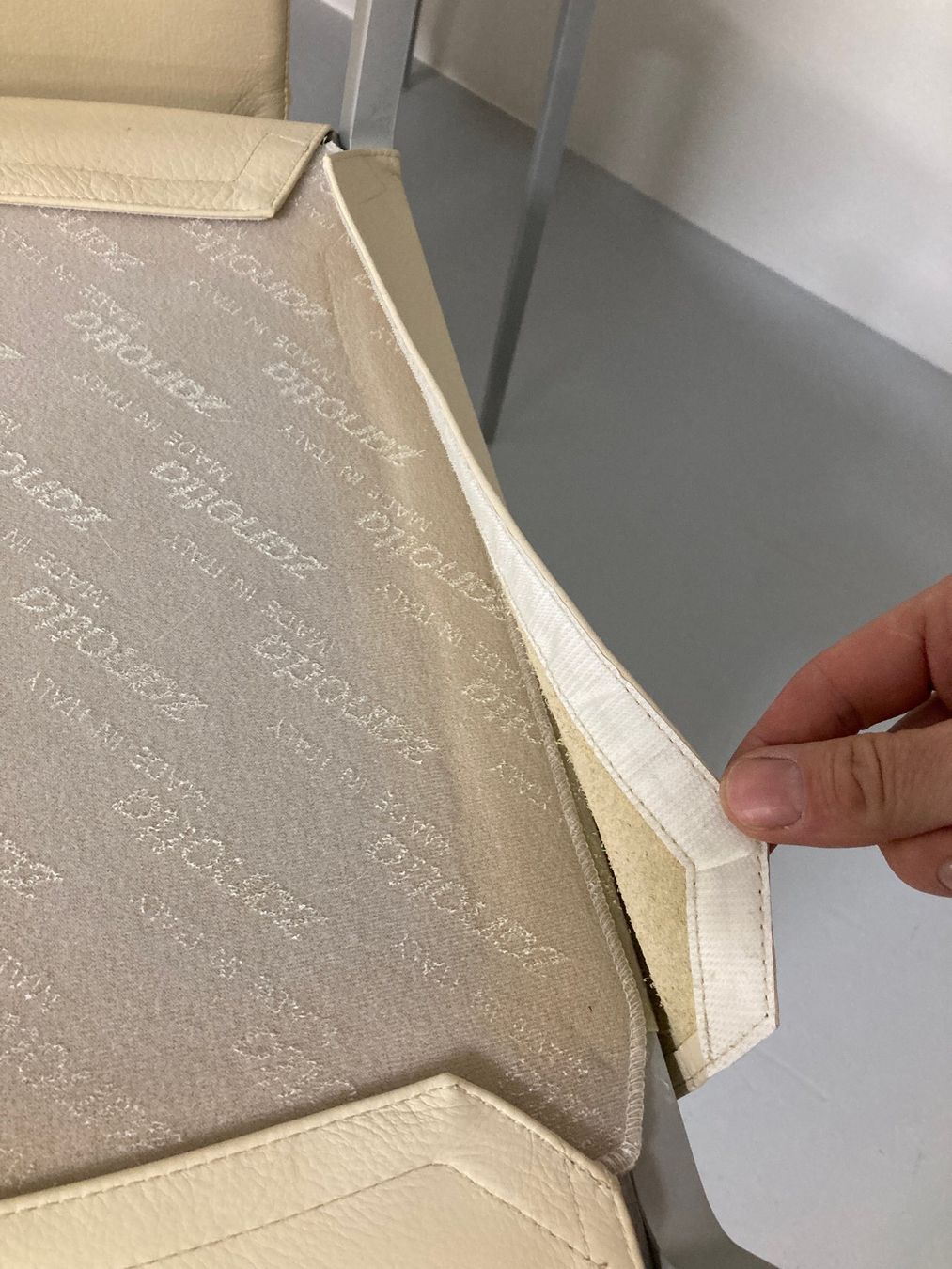 Zanotta Sedie: 6er Set Stühle "Lia" von Zanotta – Usato da Zürich venduto da moebelzuerich 5