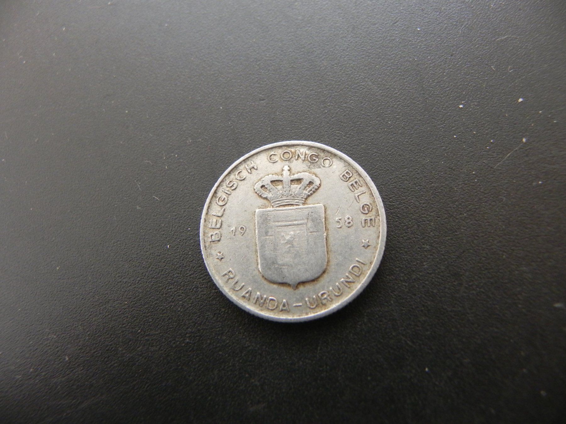 Toutes les monnaies: Belgisch Congo 1 Franc 1958 – D'occasion à Biel/Bienne par Gogolozi