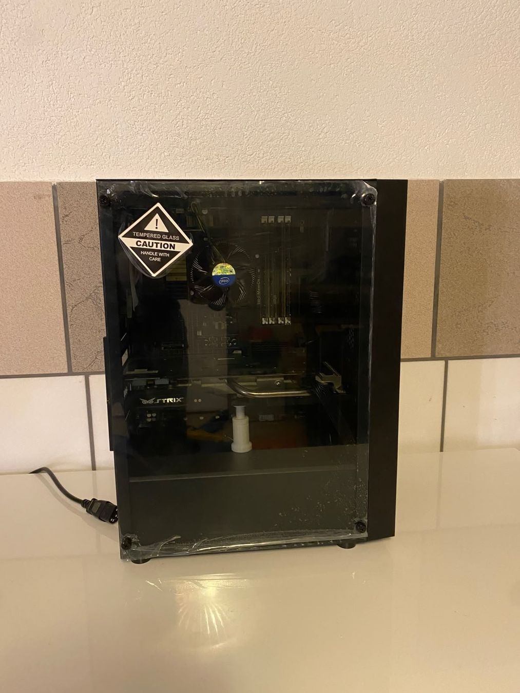Intel PC: Gaming PC / Intel i7 / 16GB / E-Sport – Usato da Zürich venduto da ton_tjj8 1