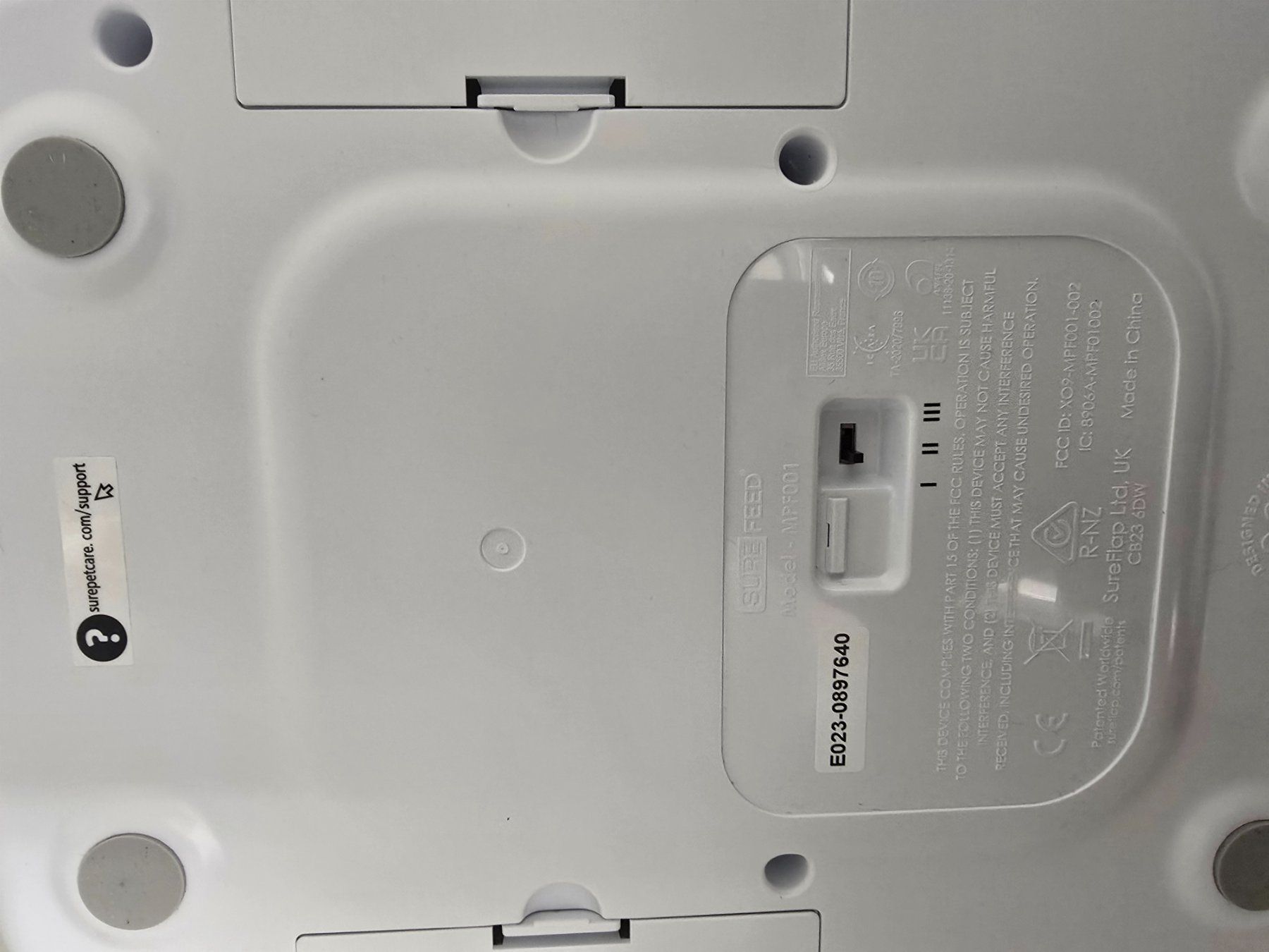 Sure Petcare Mangimi: SureFeed Microchip Futterautomat inkl. 5 Schalen – Usato da Brugg AG venduto da VerkaufReto123 5