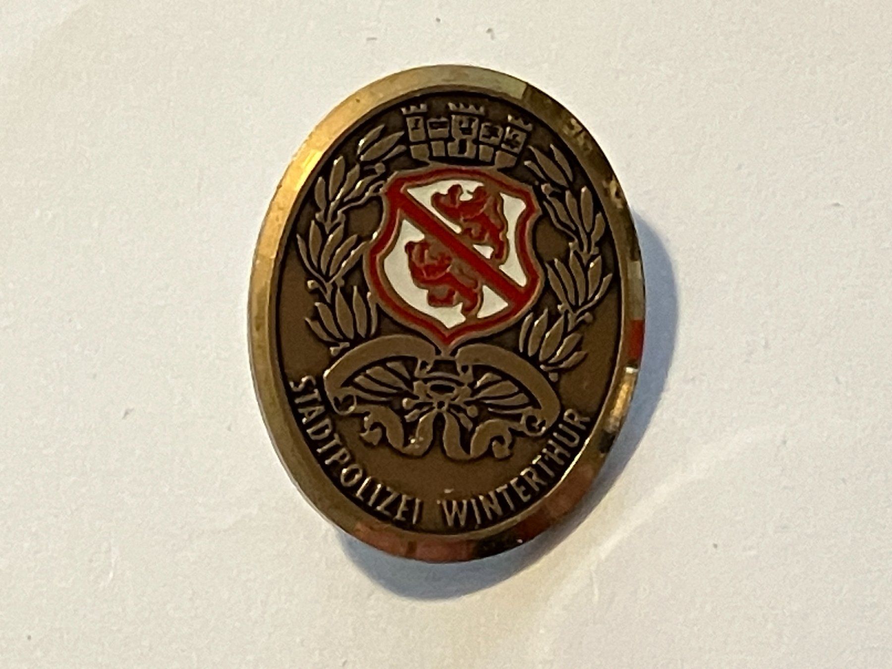 Plaquettes & Badges: 1 Pin Stadtpolizei Winterthur – D'occasion à Basel par djwwpp