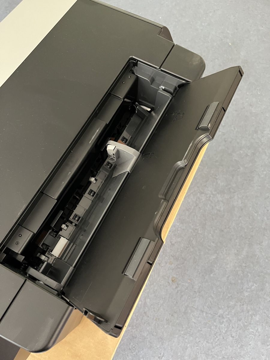 Epson Drucker: Epson R3000 – Defekt aus Zürich von kirkdada 3