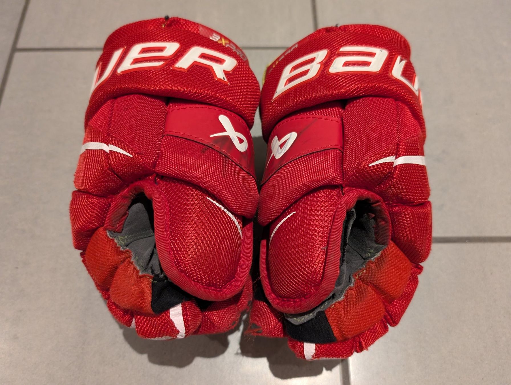 Bauer Guanti & manicotti: *** Bauer 3X PRO Handschuhe *** – Usato da Wollerau venduto da R3D3X3 1