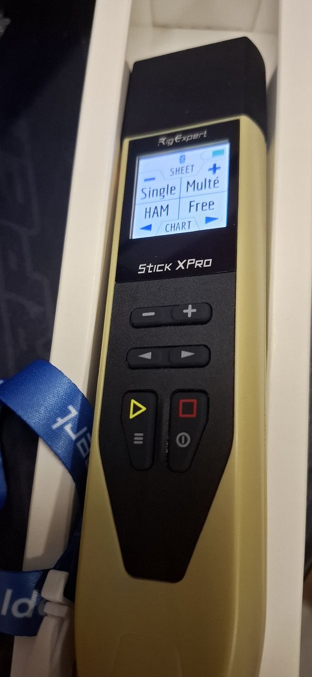 Radiocomunicazione: RigiExpert Stick XPro Versand+Verpackung – Nuovo e nell'imballaggio originale da Chur venduto da Giffa-04-06