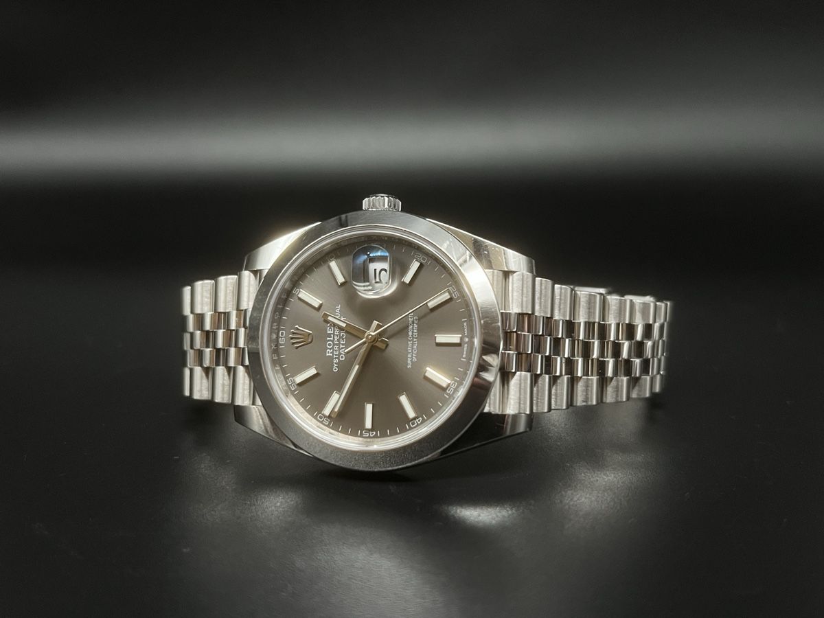 Rolex Orologi: Rolex Datejust 41mm 126300 CH-Fullset – Usato da Brugg AG venduto da Wristdeal