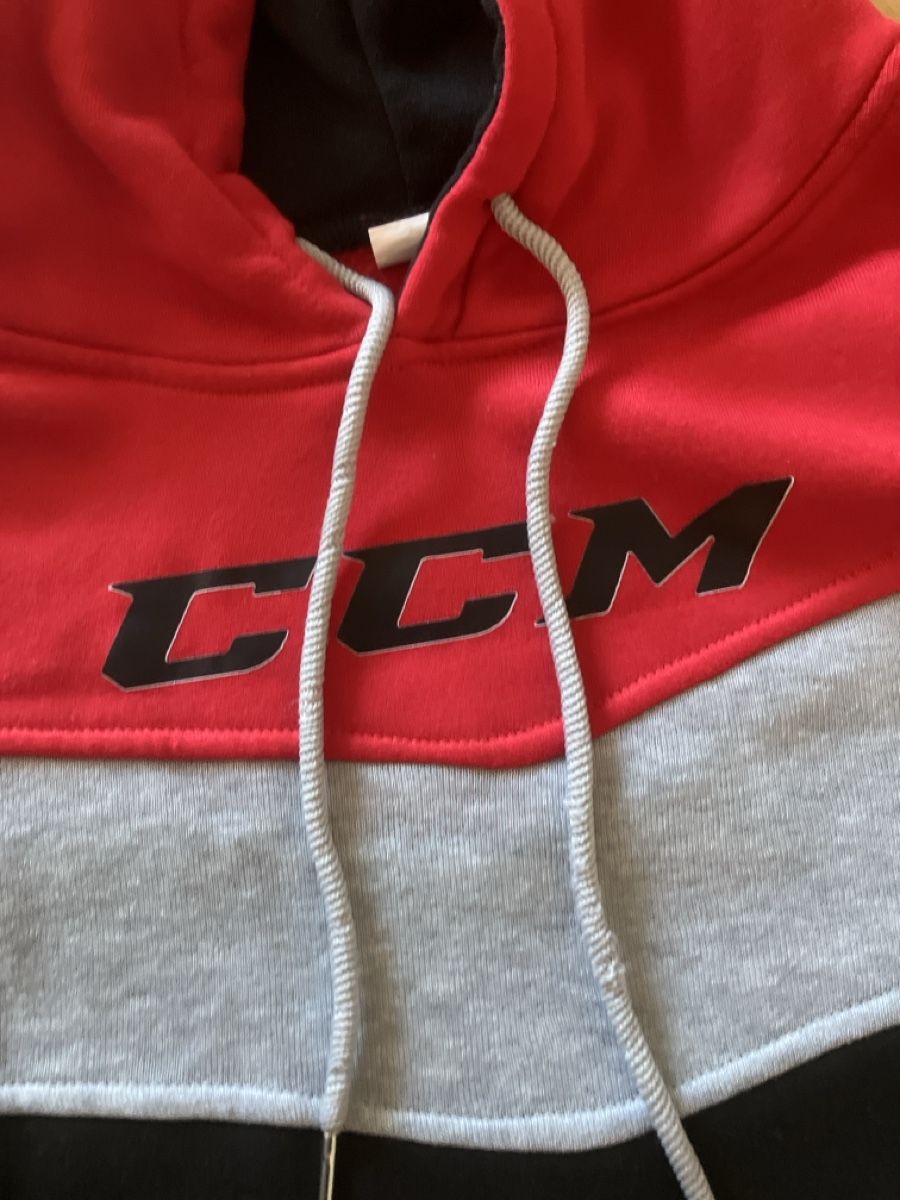 Ccm Maglioni & Felpe: CCM Hoodie Grösse M – Usato da Steffisburg venduto da muggenstutz31 3