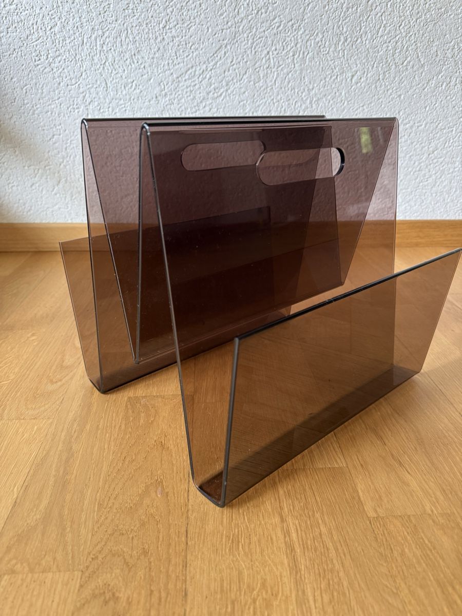 Altro per la casa: Zeitungsständer Plexi Vintage – Usato da Bern venduto da Delamer 4