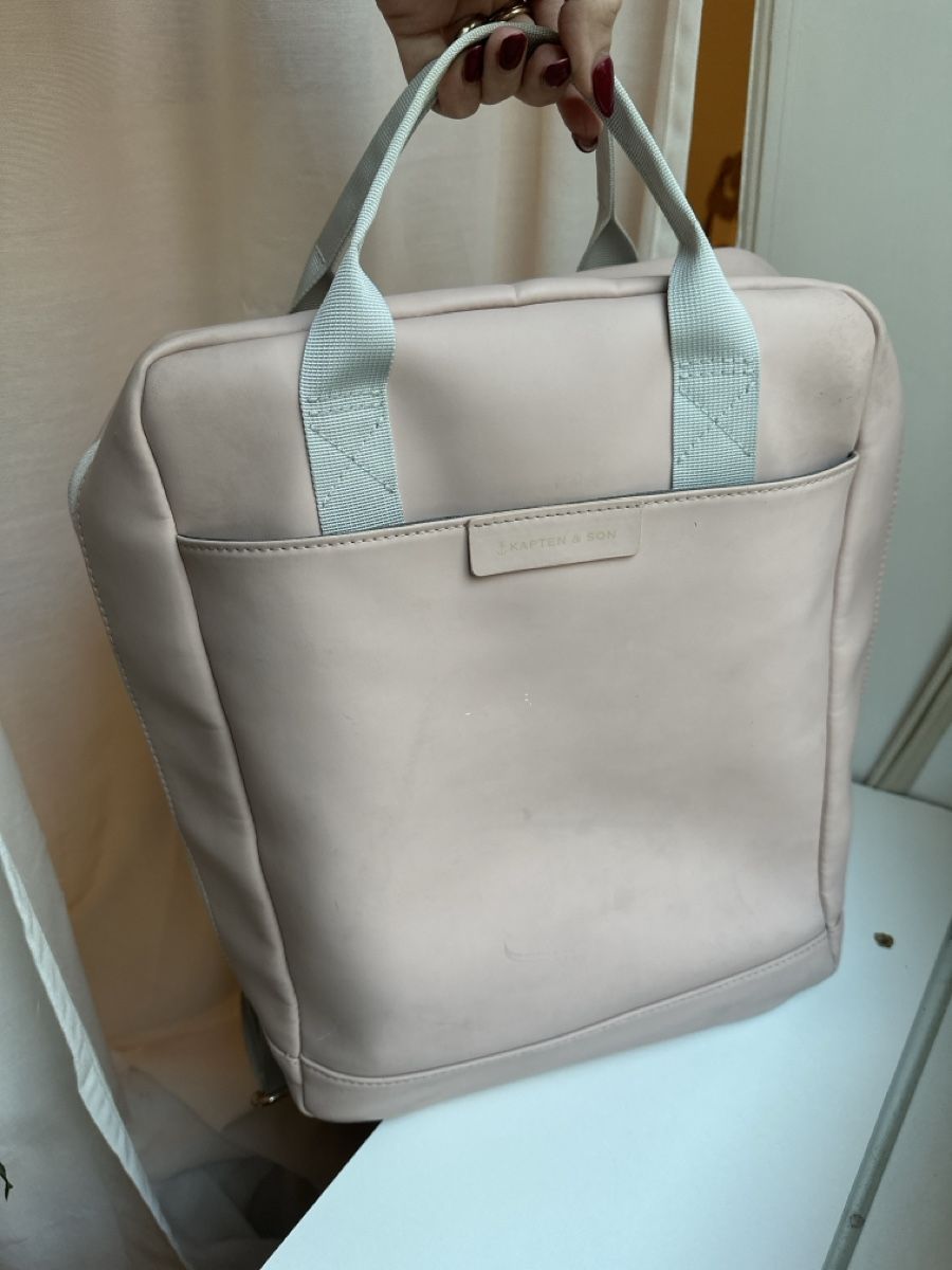 Kapten & Son Rucksäcke: Kapten & Son Rucksack, Malmö, altrosa – Gebraucht aus Zürich von Coco.swiss