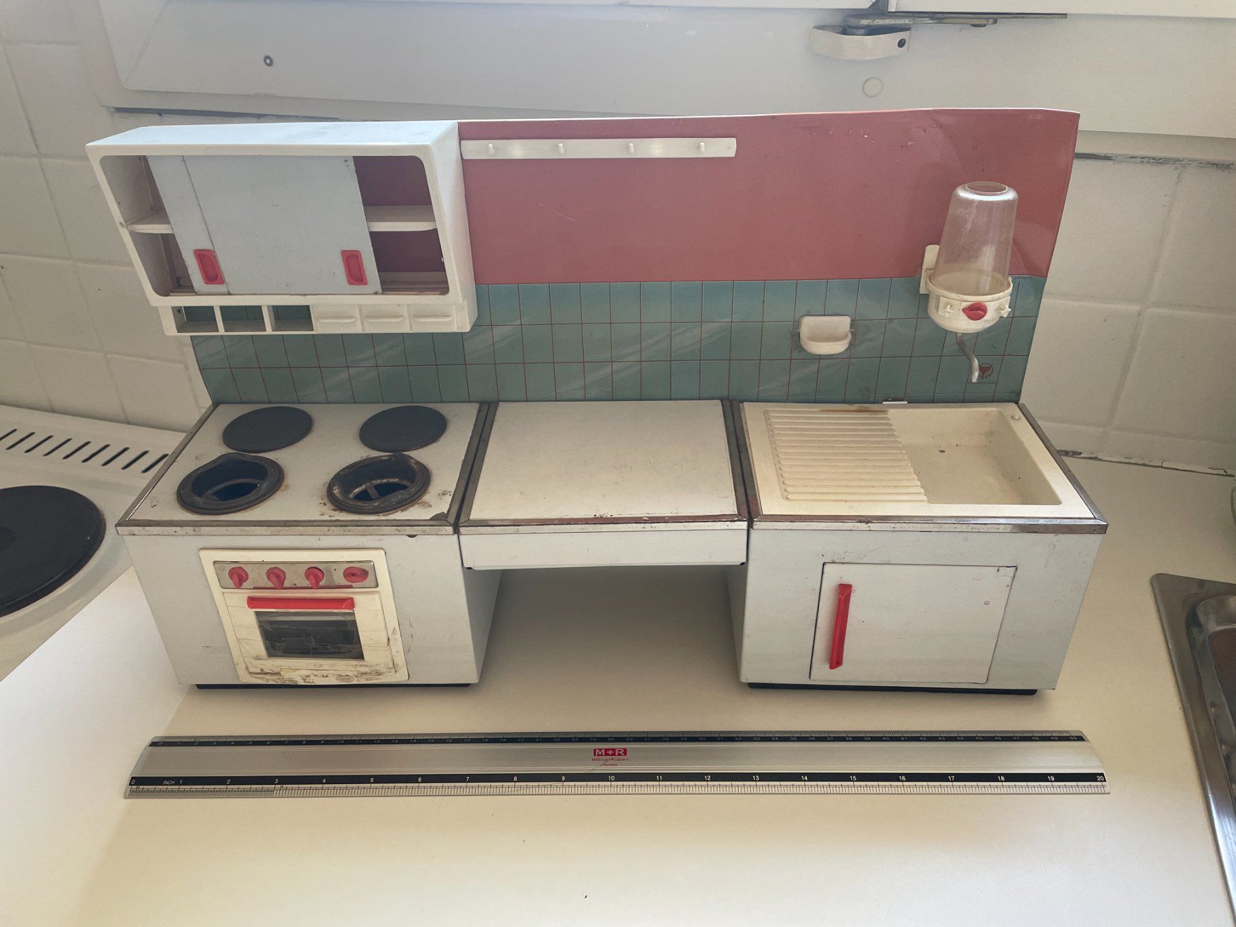 Giocattoli: Vintage Mini-Kinderküche – Usato da Zürich venduto da Hydraulio