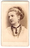 Fotografie Portrait Margarethe von Itali
