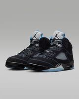 Air Jordan Retro 5 (Black Carolina)