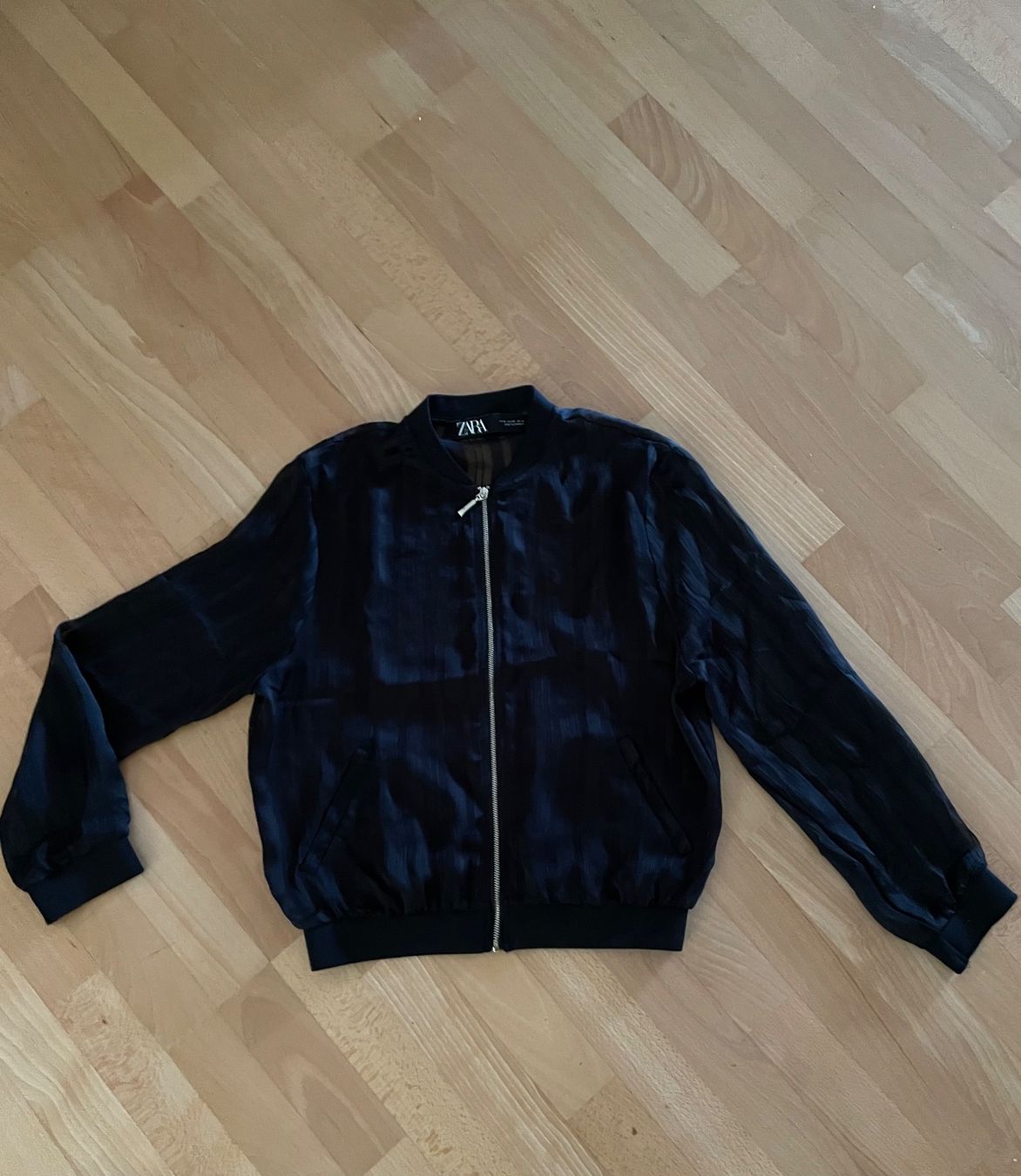 Kleiderpakete: Kleiderpaket 4-teilig / Grösse S / black is black – Gebraucht aus Winterthur von LESA1015 4