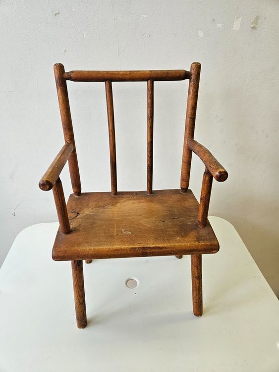 Kinderstuhl, Holz, massiv, antik Kaufen auf Ricardo