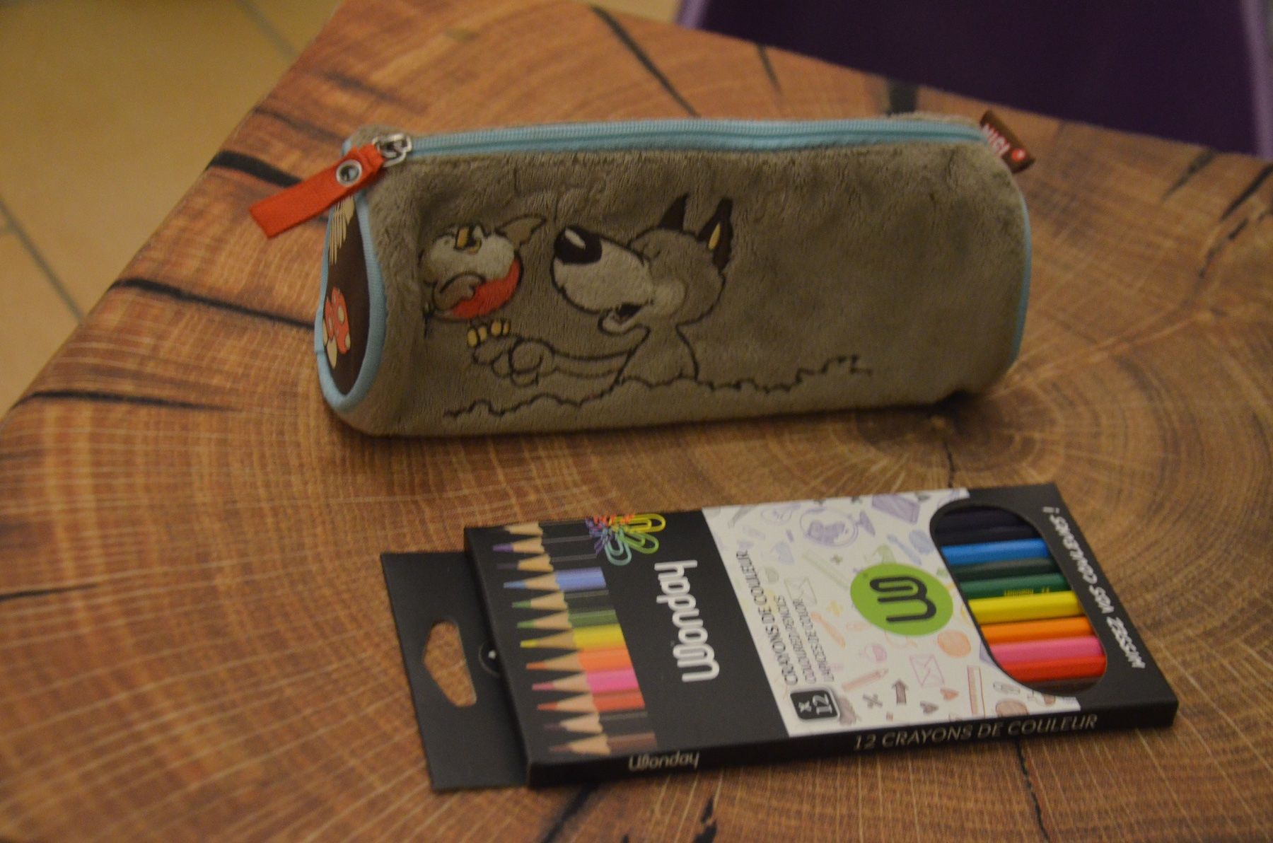 Nici Astucci : NICI ETUI + FARBE – Usato da Chiasso venduto da Dolly015