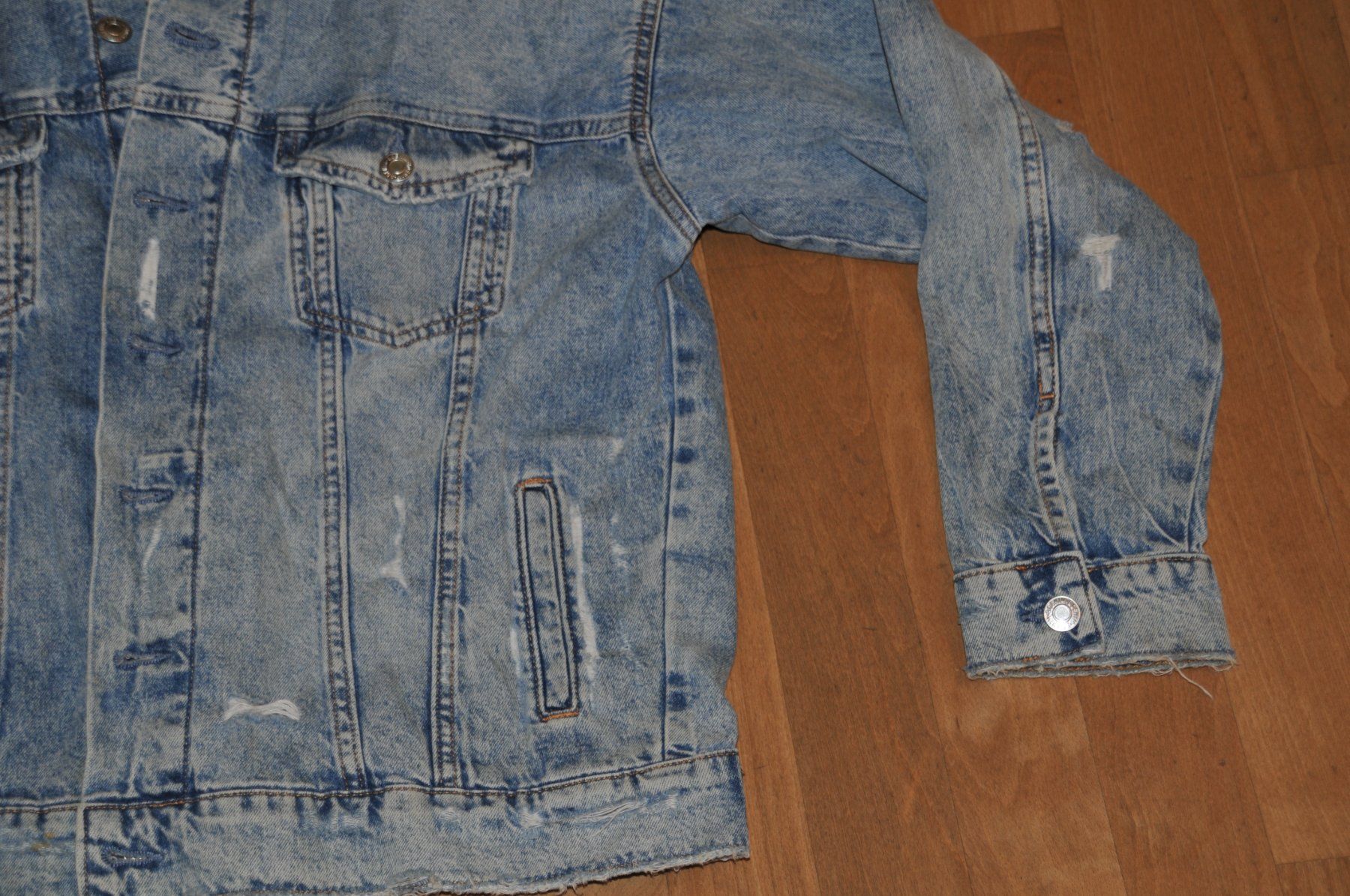H&M Jacken: coole H&M Jeans- Jacke - Gr. XS – Gebraucht aus Winterthur von Schwestere 2