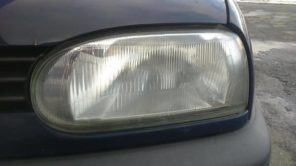 VW Fari: Vw Golf 3 Scheinwerfer links – Usato da Ibach venduto da Zingi73