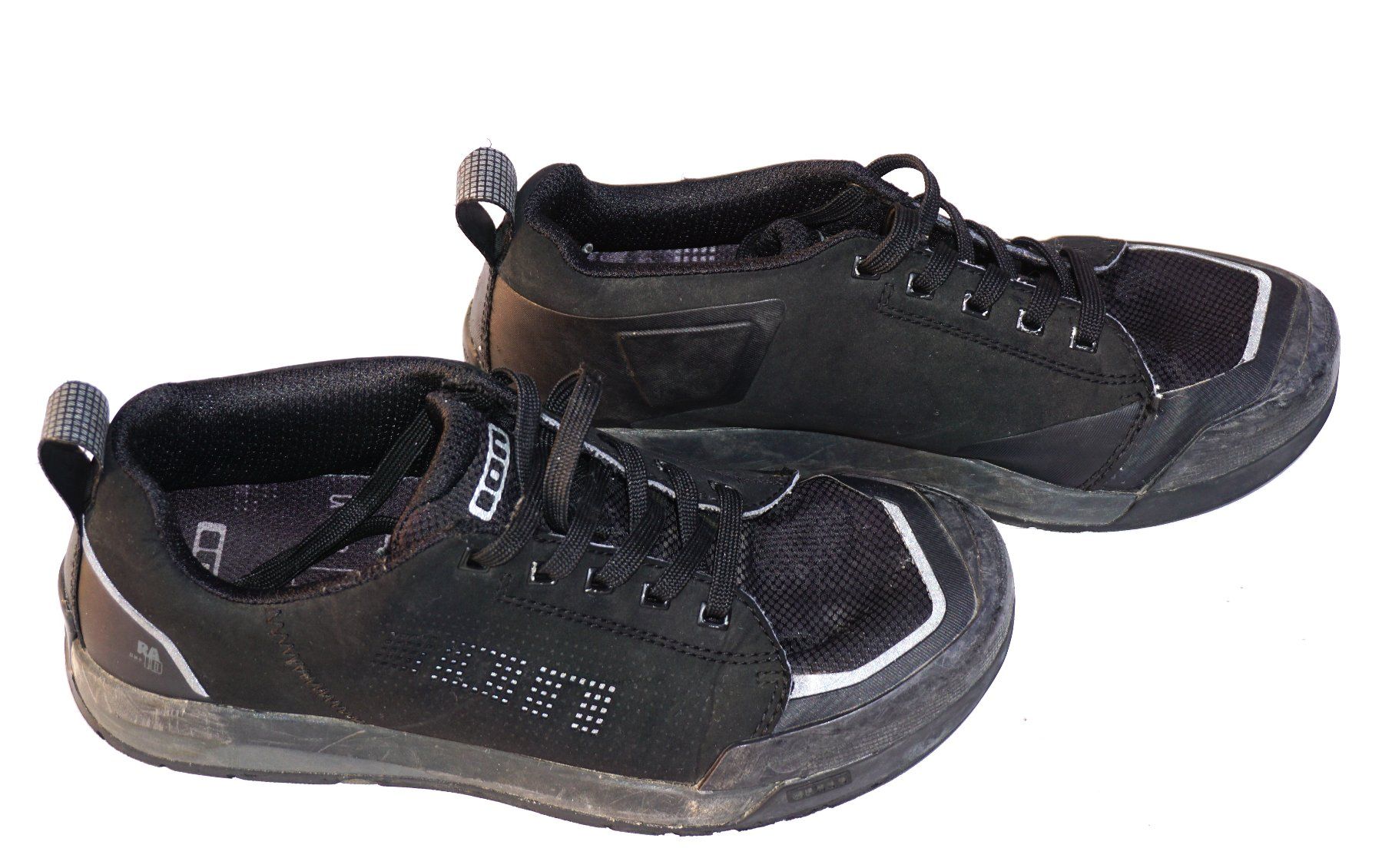 Scarpe per ragazzi: ION Scrub Amp MTB Flatpedal Schuhe, schwarz, 38 – Usato da Muhen venduto da Pdolivo 2