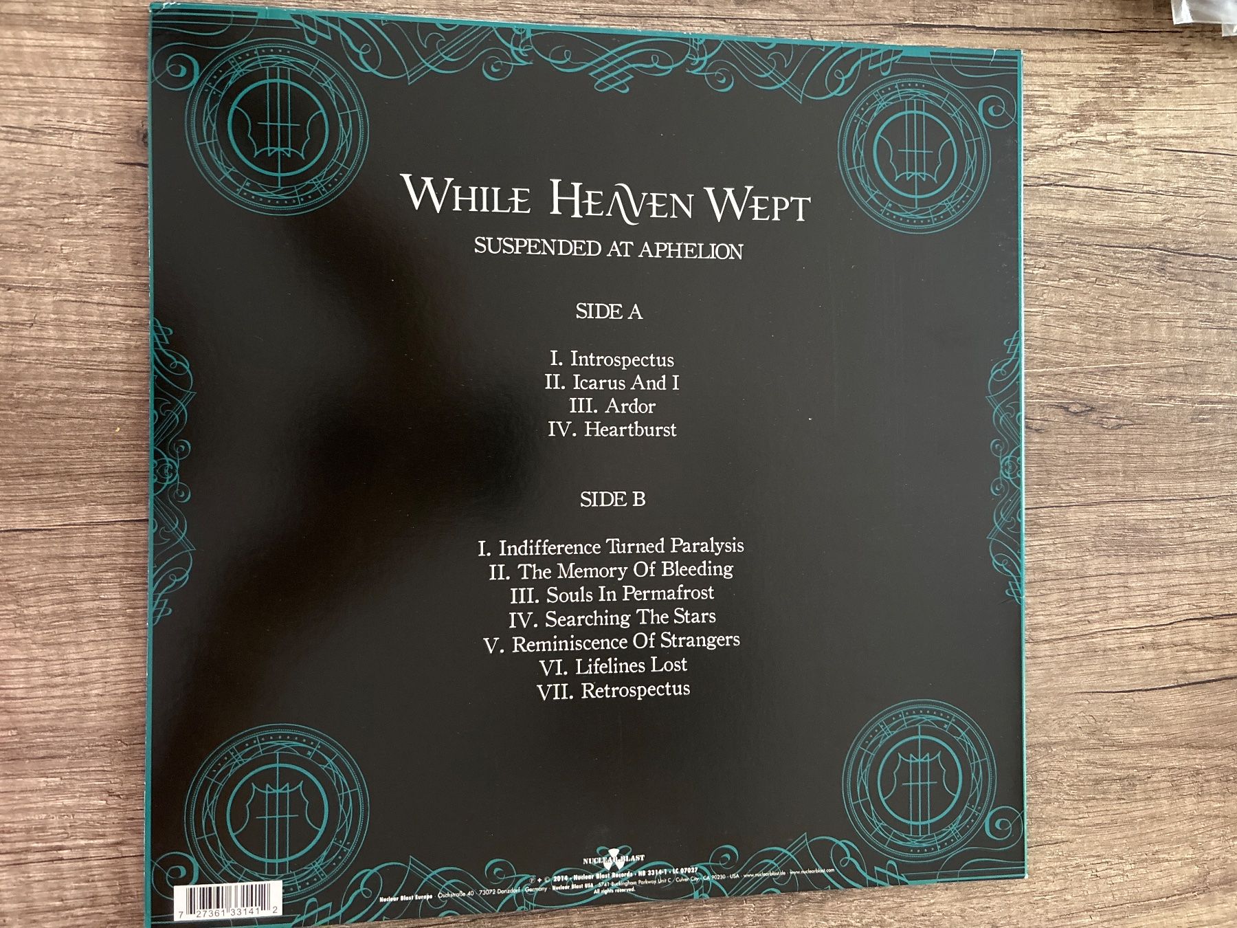 Vinyles: While Heaven Wept - Suspended at Aphelion - Vinyl – D'occasion à Frutigen par Philippe_jsp 1