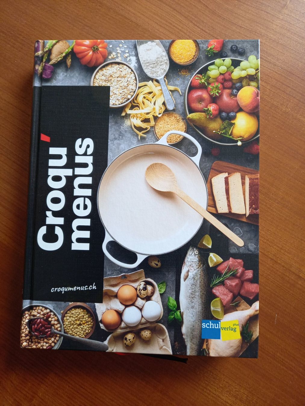 Libri: Croqu'menus 2025 neuf, jamais utilisé. – Nuovo (secondo la descrizione) da Courtételle venduto da Chris28