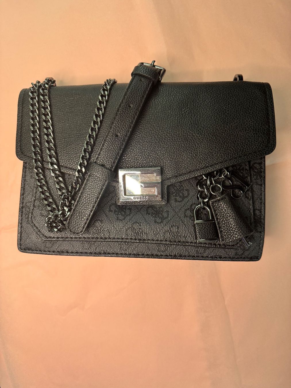 Guess Borse da donna: Guess Tasche, Schultertasche, schwarz, Kette – Nuovo (secondo la descrizione) da Emmen venduto da t_a_n88x 1