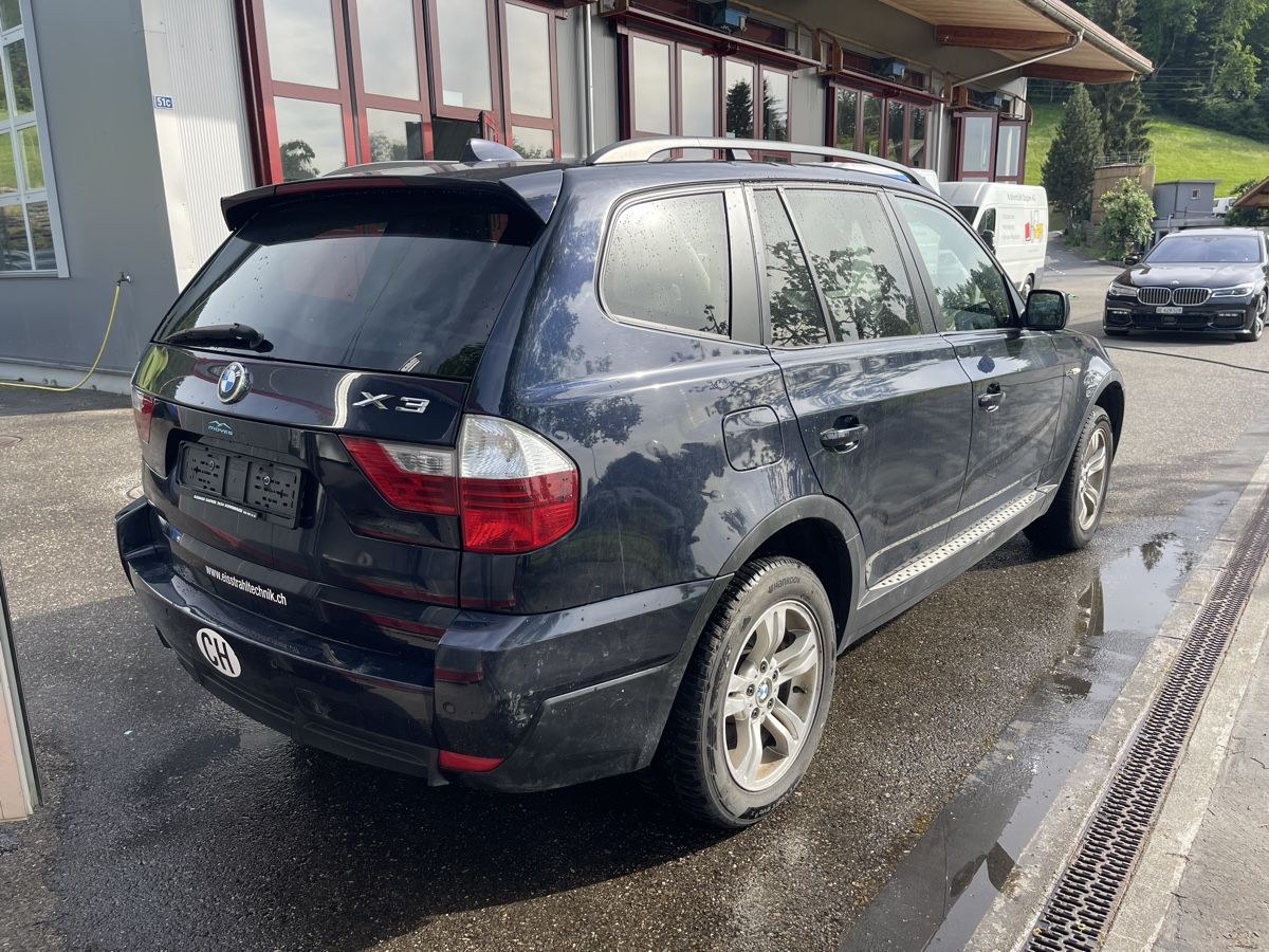 BMW Automobili: BMW X3 2.0D Automat 4x4 – Usato da Spiez venduto da bertula 2