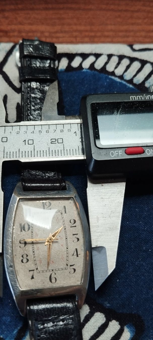 Orologi: Montre récupération années 30's – Usato da La Chaux-de-Fonds venduto da jac_9llg 8