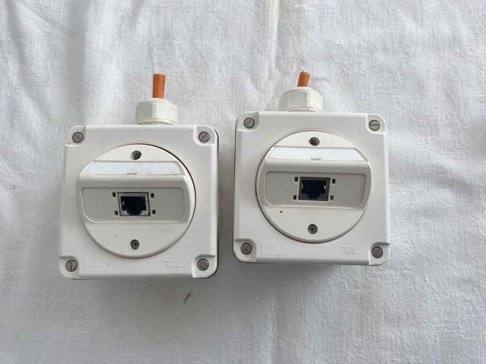 2 Stück AP RJ 45 Steckdosen | Kaufen auf Ricardo