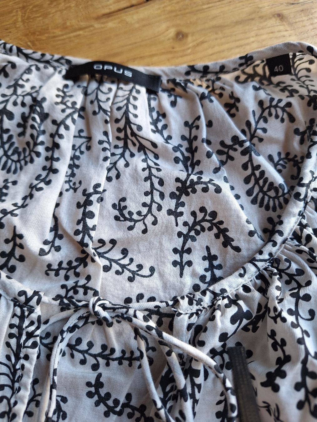 Opus Tuniche: OPUS Tunika/Bluse Gr. 40, neuwertig – Usato da Dörflingen venduto da Crazyachmed 1