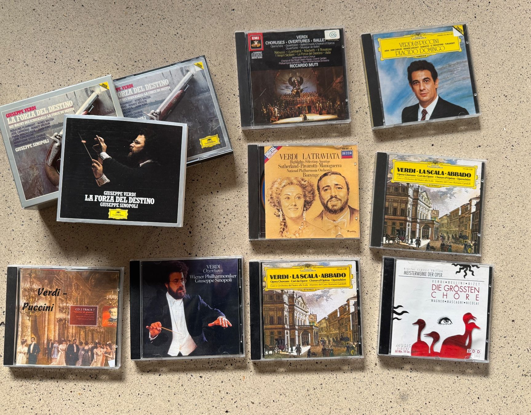 CDs: 10 CD von Giuseppe Verdi mit Büchlein – D'occasion à Zürich par Octopus-275