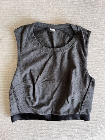 Lululemon Crop Tank Top Grey Elastic Band Size XS