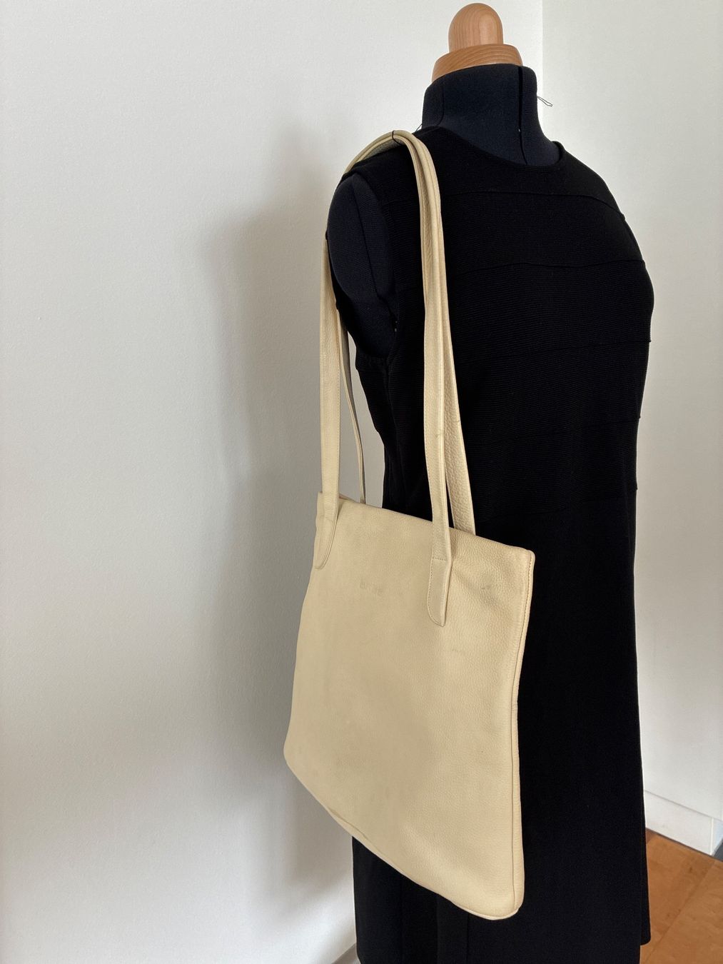 Bree Borse da donna: Beiger Ledershopper von Bree – Usato da Davos Platz venduto da nanigl 4